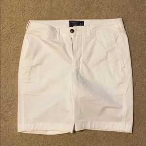 Abercrombie & Fitch white stretch shorts